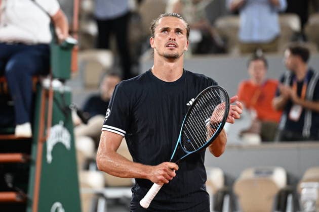 2026 French Open, Roland-Garros - Day 6 PARIS, FRANCE - MAY 29: Germany s Alexander Zverev and France s Quentin Halys (not seen) compete during their men s singles match on day 6 of the French Open tennis tournament on Court Philippe-Chatrier at the Roland-Garros Complex in Paris on May 29, 2026. Burak Akbulut Anadolu Paris France. Editorial use only. Please get in touch for any other usage.  Copyright: x2026xAnadoluxBurakxAkbulutx