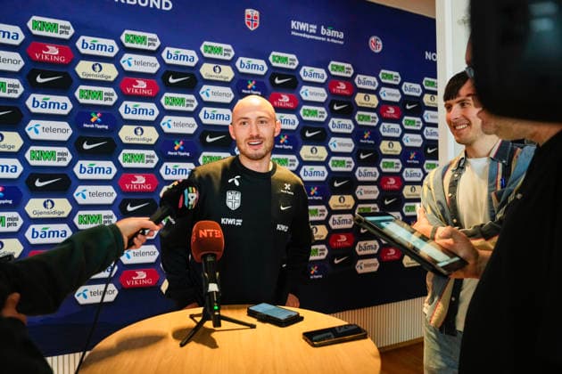 National football team press conference Oslo 20260530 Fredrik Aursnes during a press conference at Ullevaal Stadium ahead of the international match against Sweden Photo Beate Oma Dahle NTB Oslo Norway EDITORIAL USE ONLY RESTRICTED USE FOR BETTING COMPANIES  Copyright: xBeatexOmaxDahlex xNTBx