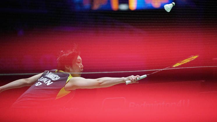 (260530) -- BADMINTON, May 30, 2026 -- Yamaguchi Akane hits a return during the women s singles semifinal between Wang Zhiyi of China and Yamaguchi Akane of Japan at the Singapore Badminton Open 2026 in Singapore on May 30, 2026. (Photo by Xinhua) (SP)SINGAPORE-BADMINTON-SINGAPORE OPEN-WOMEN S SINGLES ThenxChihxWey 