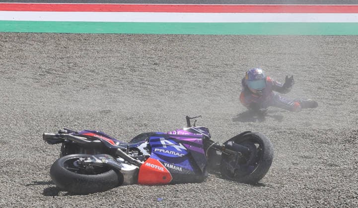 30 05 2026, Autodromo Internazionale del Mugello, Mugello, MotoGP Italian Grand Prix 2026 ,in the picture accident of Toprak Razgatlioglu TUK , Prima Pramac Yamaha MotoGP Photo by Hasan Bratic DeFodi Images