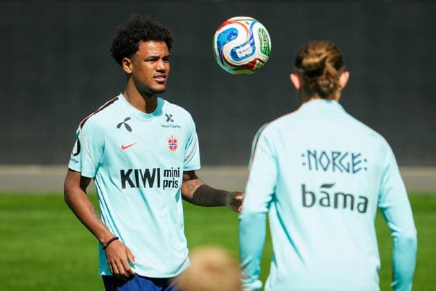 Training with the Norwegian men s national football team Oslo 20260530 Oscar Bobb during training with the Norwegian men s national football team at Ullevaal Stadium on Saturday Photo Beate Oma Dahle NTB Oslo Norway EDITORIAL USE ONLY RESTRICTED USE FOR BETTING COMPANIES  Copyright: xBeatexOmaxDahlex xNTBx