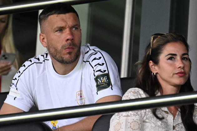 30 05 2026, xsvx, Football Langholz Cup 2026, f l Lukas Podolski and Sarah Engels Wiesbaden