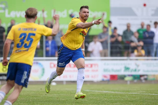 Goalscorer Morten Liebert SV Todesfelde, 11 with goal celebration, cheering, jubilant, optimistic, match scene, highlight, joy about the goal to 1 0, 30 05 2026, Todesfelde Germany , football, promotion round Regionalliga Nord, SV Todesfelde Blumenthaler SV xobx