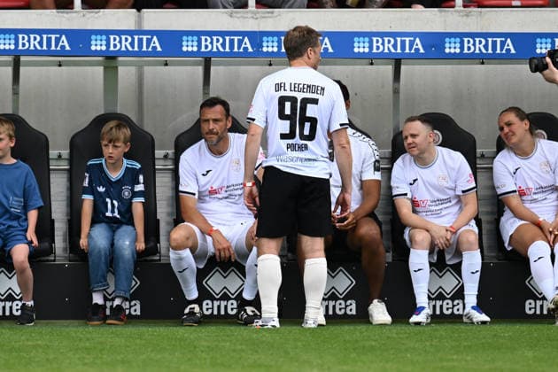 30 05 2026, xsvx, Football Langholz Cup 2026, v l Nils Döring Oliver Oli Pocher Wiesbaden