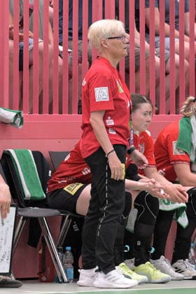 Ines Seidler SV Union Halle Neustadt, Coach TusSies Metzingen vs SV Union Halle Neustadt , Handball, Alsco HBF, 7 Play Off League Matchday, Season 2025 2026, 30 05 2026 TusSies Metzingen vs SV Union Halle Neustadt , Handball, Alsco HBF, 7 Play Off League Matchday, Season 2025 2026, 30 05 2026 Tuebingen Copyright: xEibner-Pressefoto TobiasxBaurx EP_TBR