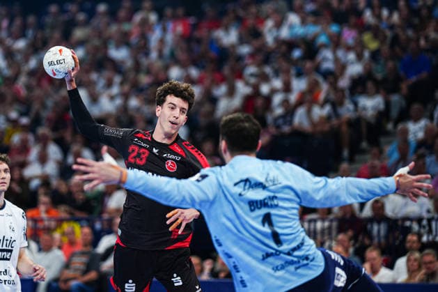 Throw Goal Marti Soler MT Melsungen, 23 GER, MT Melsungen vs SG Flensburg Handewitt, Handball, EHF European League, Semi-final, Season 2025 2026, 30 05 2026 GER, MT Melsungen vs SG Flensburg Handewitt, Handball, EHF European League, Semi-final, Season 2025 2026, 30 05 2026 Hamburg Copyright: xEibner-Pressefoto MarcelxvonxFehrnx EP_MFN