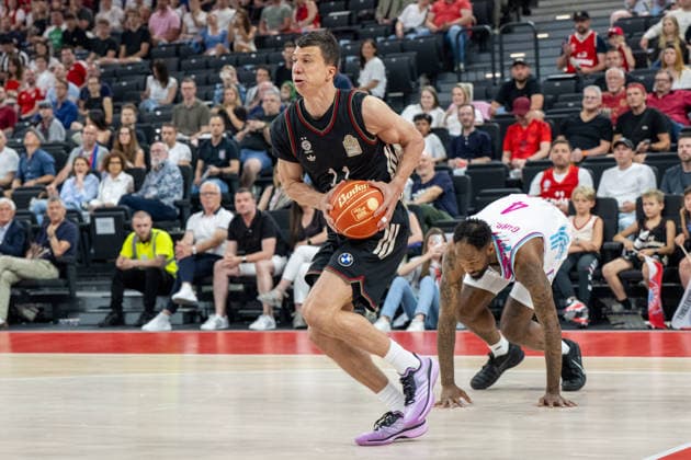 Vladimir Lucic 11 FC Bayern Basketball , Jeff Garrett Jr 4 Telekom Baskets Bonn , FC Bayern Basketball vs Telekom Baskets Bonn, BBL, Semifinal 1, 30 05 2026 Munich Bavaria Germany Copyright: xkolbert-press UlrichxGamelx