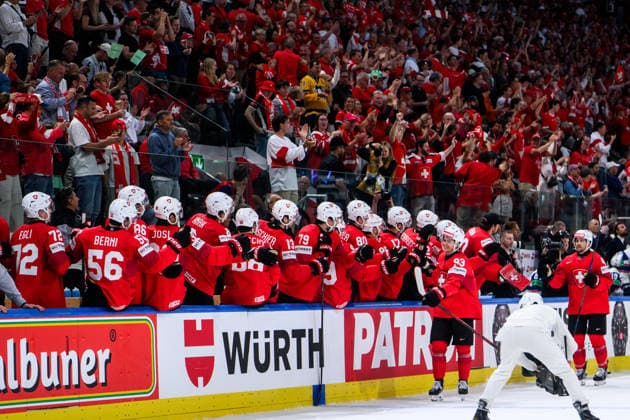 260530 ThÃ o Rochette of Switzerland celebrates 6 0 during the 2026 IIHF Ice Hockey World Championship semifinal match between Switzerland and Norway on May 30, 2026 in Zürich Photo Jesper Zerman BILDBYRAN kod JZ JZ0737 ishockey ice hockey ishockey vm 2026 vm 2026 iihf world championship semifinal semifinals switzerland schweiz norge norway bbeng  Copyright: JESPERxZERMAN BB260530JZ064