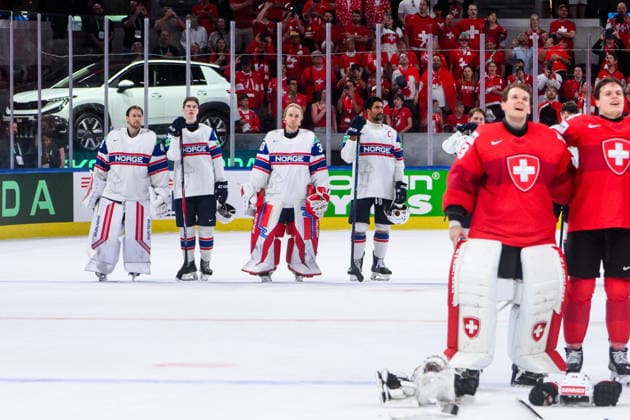 260530 goaltender Henrik Haukeland, Tinus Luc Koblar, goaltender Tobias Normann and Andreas Martinsen of Norway looks dejected after the 2026 IIHF Ice Hockey World Championship semifinal match between Switzerland and Norway on May 30, 2026 in Zurich Photo Jesper Zerman BILDBYRAN kod JZ JZ0737 ishockey ice hockey ishockey vm 2026 vm 2026 iihf world championship semifinal semifinals switzerland schweiz norge norway bbeng  Copyright: JESPERxZERMAN BB260530JZ070