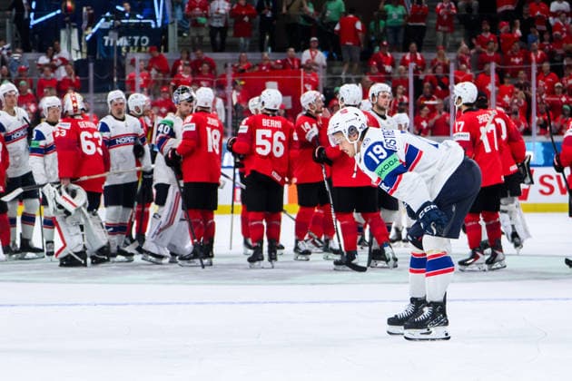 260530 Havard ostrem Salsten of Norway looks dejected after the 2026 IIHF Ice Hockey World Championship semifinal match between Switzerland and Norway on May 30, 2026 in Zurich Photo Jesper Zerman BILDBYRAN kod JZ JZ0737 ishockey ice hockey ishockey vm 2026 vm 2026 iihf world championship semifinal semifinals switzerland schweiz norge norway bbeng  Copyright: JESPERxZERMAN BB260530JZ071