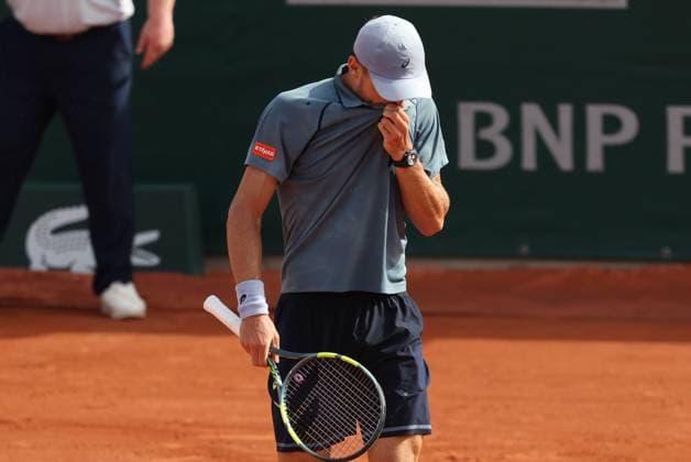Belgian Raphael Collignon reacts during a third round match between Italian Arnaldi and Belgian Collignon, in the men s singles at the Roland Garros French Open tennis tournament, in Paris, France, Saturday 30 May 2026. This year s tournament takes place from 18 May to 07 June. VIRGINIExLEFOUR  x175471369x