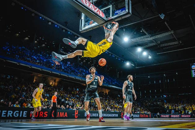 Basketball Berlin 30 05 2026 Season 2025 2026 EasyCredit BBL 1 Bundesliga Men, Men Playoffs Semifinal Game 1 Alba Berlin BMA365 Bamberg Baskets Sam Griesel Alba Berlin, No 05