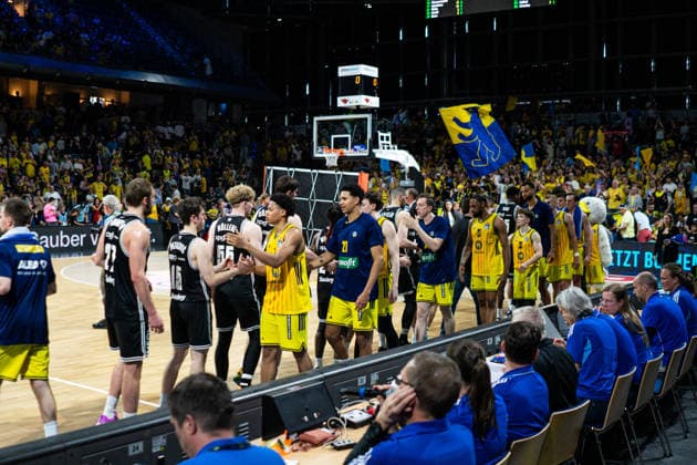 After the match 30 05 2026, Alba Berlin vs Bamberg Baskets, Basketball, BBL, Max Schmeling Halle, Berlin DFL regulations prohibit any use of photographs as image sequences and or quasi video Copyright: HMBxMedia xFinnxWeidmann