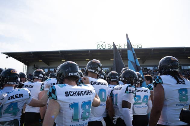 30.05.2026, xhfmx, American Football EFA European Football Alliance, Frankfurt Galaxy - Munich Ravens Einlauf Munich Ravens (DFL DFB REGULATIONS PROHIBIT ANY USE OF PHOTOGRAPHS as IMAGE SEQUENCES and or QUASI-VIDEO) Frankfurt am Main