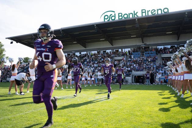 30 05 2026, xhfmx, American Football EFA European Football Alliance, Frankfurt Galaxy Munich Ravens Einlauf Frankfurt Galaxy DFL DFB REGULATIONS PROHIBIT ANY USE OF PHOTOGRAPHS as IMAGE SEQUENCES and or QUASI VIDEO Frankfurt am Main