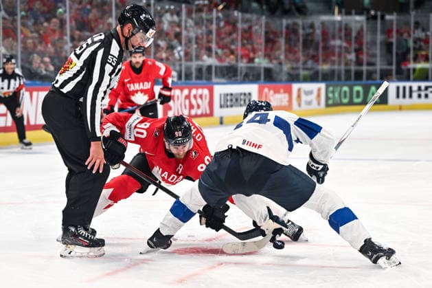 ZURICH, SWITZERLAND MAY 30 Ryan O™reilly of Canada and Aatu Raty of Finland battle for the puck on a faceoff during the 2026 IIHF Ice Hockey World Championship Switzerland game between Canada and Finland at Swiss Life Arena on May 30, 2026 in Zurich, Zurich Zurich Swiss Life Arena Zurich Switzerland Switzerland Copyright: xJustPictures.ch AndreaxBrancax jp-en-EuSpIm-JP7_ANB_FinCze_30052026_6189