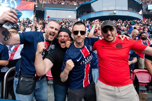 People enjoy after PSG won the LDC against Arsenal, Parc des Princes, Paris, France, on 30 may, 2026. 30 05 2026-Paris, FRANCE. LIONEL URMAN BESTIMAGE Paris France  Copyright: xLIONELxURMANxx xBESTIMAGExLIONELxURMANxx xBESTIMAGEx