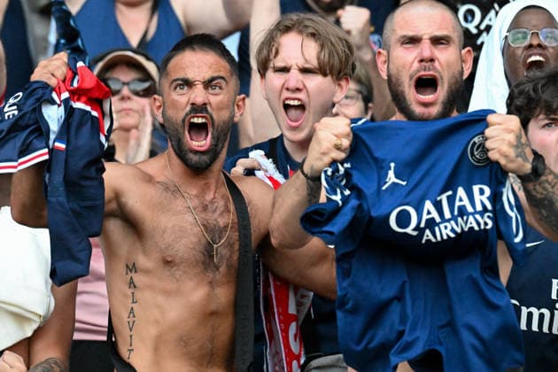 People enjoy after PSG won the LDC against Arsenal, Parc des Princes, Paris, France, on 30 may, 2026. 30 05 2026-Paris, FRANCE. LIONEL URMAN BESTIMAGE Paris France  Copyright: xLIONELxURMANxx xBESTIMAGExLIONELxURMANxx xBESTIMAGEx