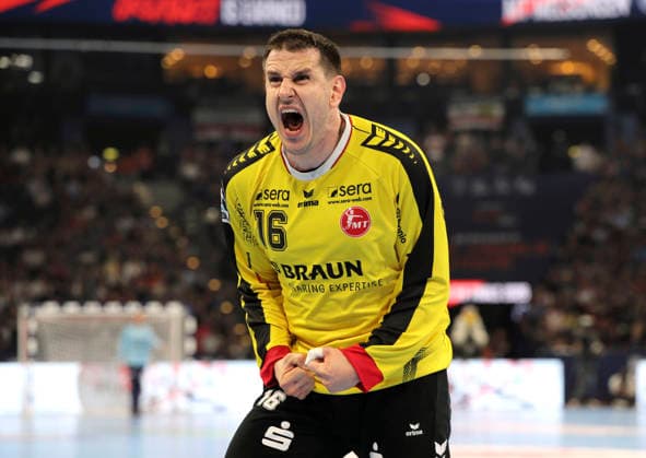 photo Goalkeeper Nebojsa SIMIC Melsungen celebrates after one of his successful defensive saves Handball Men on Sat 30 05 2026 Mens EHF European League , Final Four in Hamburg SG Flensburg Melsungen, Semi-Final