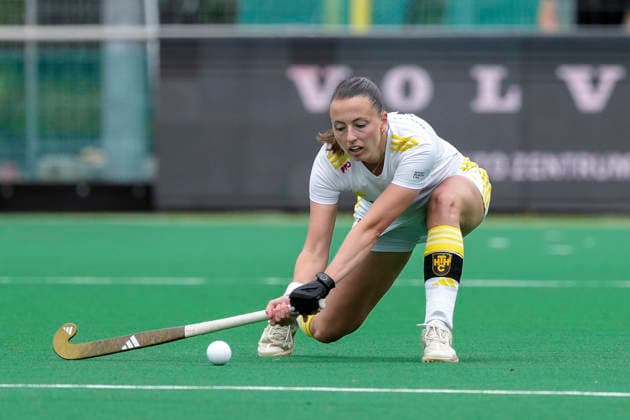 Fenja Poppe HTHC, 12 , on the ball, cropped, full body, single image, single photo, action, action, 30 05 2026, Bonn Germany , Hockey, German Championship, semi-final, Women, Mannheimer HC Harvestehuder THC xozx