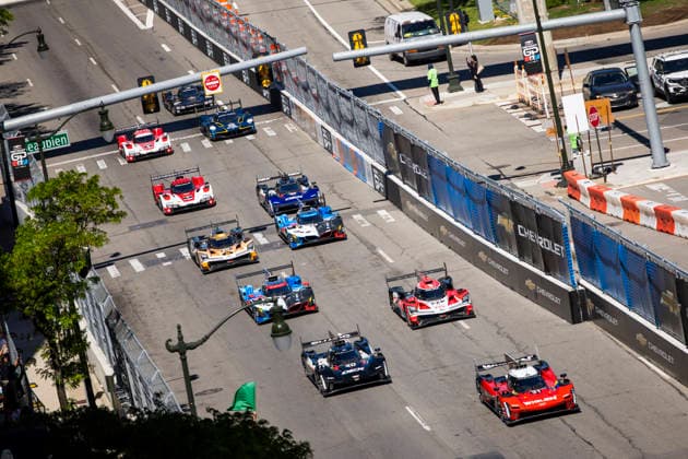 AUTO - IMSA - DETROIT SPORTS CAR CLASSIC 2026 Start of the race, 31 AITKEN Jack (gbr), BAMBER Earl (nzl), Cadillac Whelen, Cadillac V-Series.R, 40 TAYLOR Jordan (usa), DELETRAZ Louis (che), Cadillac Wayne Taylor Racing, Cadillac V-Series.R, action during the Chevrolet Detroit Sports Car Classic, 5th round of the 2026 2026 IMSA SportsCar Championship, on the Streets of Detroit, from May 29 to 31, 2026 in Detroit, Michigan, United States of America - DetroitUnited States  Copyright: xJULIENxDELFOSSEx
