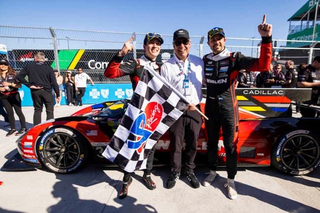 AUTO - IMSA - DETROIT SPORTS CAR CLASSIC 2026 31 AITKEN Jack (gbr), BAMBER Earl (nzl), Cadillac Whelen, Cadillac V-Series.R, celebrates their win with REUSS Mark, President of General Motors, portrait during the Chevrolet Detroit Sports Car Classic, 5th round of the 2026 2026 IMSA SportsCar Championship, on the Streets of Detroit, from May 29 to 31, 2026 in Detroit, Michigan, United States of America - DetroitUnited States  Copyright: xJULIENxDELFOSSEx