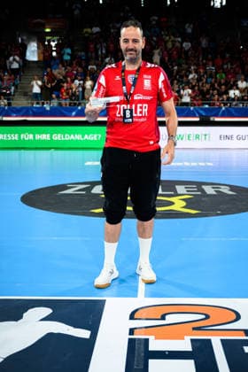 Bietigheim HBL 25 26 SG BBM Bietigheim VfL Potsdam Coach Iker Romero Bietigheim Bietigheim Bissingen Egetrans Arena Baden Württemberg Germany