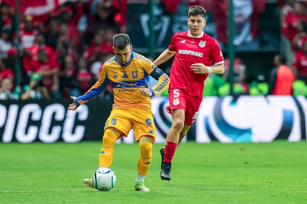 CONCACAF CHAMPIONS CUP 2026 CONCACAF CHAMPIONS CUP 2026 TOLUCA VS TIGRES UANL 30052026 TOLUCA, ESTADO DE MEXICO Action photo of Fernando Gorriaran L of Tigres UANL and Franco Romero R of Diablos Rojos del Toluca, during title game of the CONCACAF Champions Cup 2026 at the Estadio Nemesio Diez of Toluca, Estado de Mexico, Mexico Action photo of Fernando Gorriaran I of Tigres UANL and Franco Romero D of Diablos Rojos del Toluca, during title game of the CONCACAF Champions Cup 2026 at the Estadio Nemesio Diez of Toluca, Estado de Mexico, Mexico against Tigres UANL Photo by IMAGENSHOP AGENCIA FOTOGRAFICA TOLUCA ESTADO DE MEXICO MEXICO Copyright: xIMAGENSHOPxAGENCIAxFOTOGRAFICAx