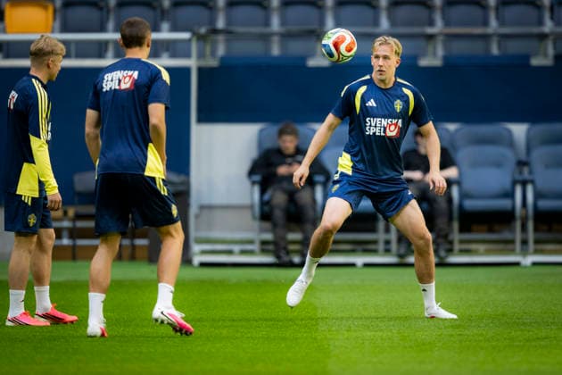 STOCKHOLM, SWEDEN 20260531 Herman Johansson during the mens national teams training at Strawberry Arena on Sunday, ahead of Mondays friendly match against Norway and the upcoming World Cup in the USA STOCKHOLM SWEDEN x10050x  Copyright: xPontusxLundahl TTx FOTBOLLSLANDSLAGET TRÄNING