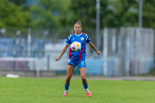 Regionalliga Nordost Frauen F C Hansa Rostock vs 1 FFV Erfurt Rostock 31 05 2026 Ella Brunsendorf 17 F C Hansa Rostock Regionalliga Nordost Frauen F C Hansa Rostock vs 1 FFV Erfurt Sportforum Leichtathletikstadion Rostock 31 05 2026 Copyright: xBEAUTIFULxSPORTS Duehringx