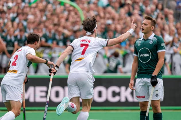 from left Tom Craig Polo, 2 , scorer Paul Smith Polo, 7 , players from Hamburger Polo Club, celebrate the goal, celebrate the goal, goal, celebration, cheers about the goal, rejoicing, joy, optimistic, positive, game scene, highlight, action, 31 05 2026, Bonn Germany, Hockey, German Championship, Final, Men, Hamburger Polo Club HTC Uhlenhorst Mülheim xozx