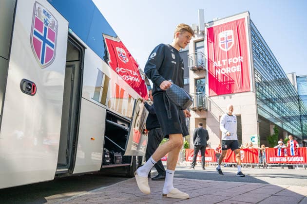 260531 Goalkeeper Sander Tangvik of the Norwegian national football team arrives ahead of a training session on May 31, 2026 in Oslo Photo Vegard Grott BILDBYRAN kod VG VG0931 bbeng fotball football soccer fotboll fifa world cup vm fotball vm norge norway trening träning training practice precamp pre camp  Copyright: VEGARDxGRoTT BB260531VG026