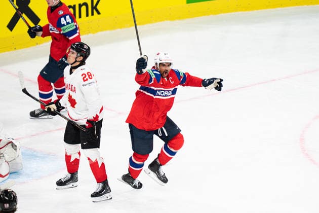 IPA85214581 - 27 MARTINSEN Andrea sscored for Norway (Assisted by 28 BRANDSEGG-NYGARD Michael and 4 JOHANNESEN Johannes). during IIHF World Championship, WM, Weltmeisterschaft - Bronze Medal - Canada vs Norway, Ice hockey, Eishockey in Zurich, Switzerland, May 31 2026  Copyright: xAndreaxRe IPAxSportx xx 85214581
