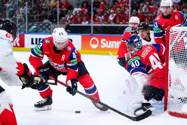 260531 Christian Kasastul and goaltender Henrik Haukeland of Norway during the 2026 IIHF Ice Hockey World Championship bronze medal game between Canada and Norway on May 31, 2026 in Zurich Photo Jesper Zerman BILDBYRAN kod JZ JZ0739 ishockey ice hockey ishockey vm 2026 vm 2026 iihf world championship kanada canada norge norway bronsmatch bronze medal game bbeng  Copyright: JESPERxZERMAN BB260531JZ101