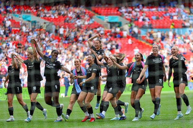 LONDON, ENGLAND - May 31: Manchester City players celebrate at full time of the Adobe Womens FA Cup Final match between Brighton and Hove Albion and Manchester City at Wembley Stadium, May 31 in London, England Copyright: xNataliexMincher SPPx Sportspressphoto_SPR158017