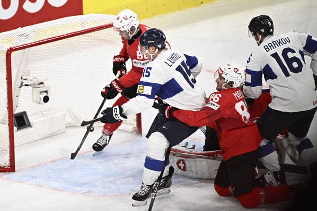 LKS 20260531 15 Anton Lundell of Finland scores a goal that was disallowed by the referee after a video review during during the 2026 IIHF Ice hockey, Eishockey World Championships final match between Switzerland and Finland in Zurich on May 31, 2026. - RONI REKOMAA Zürich Switzerland NoWnI5c8Bgk  Copyright: xRonixRekomaax NoWnI5c8Bgk