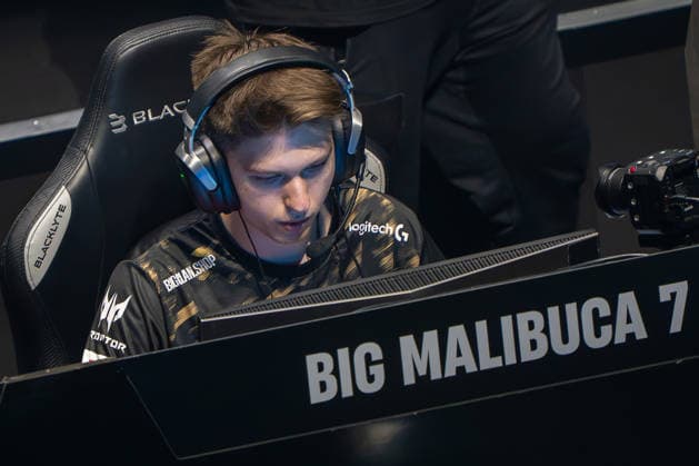 31 05 2026, xkkux, E Sports, FORTNITE MAJOR 1 SUMMIT, Season 2025 2026, PSD Bank Dome Düsseldorf BIG Malibuca 7 The first LAN tournament of the FNCS season 50 duos compete against each other to win the prize pool and qualify for the Global Championship 2026 The duos are distributed as follows 20 EU, 13 NAC, 3 NAW, 5 Brazil, 3 Asia, 3 Oceania and 3 Middle East The top five teams will automatically qualify for the Global Championship 2026 North Rhine-Westphalia Germany