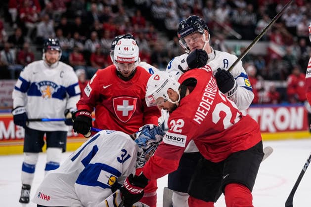 ZURICH, SWITZERLAND - MAY 31: Nino Niederreiter of Switzerland R) against Olli Maatta of Finland C) during the 2026 IIHF Ice hockey, Eishockey World Championship, WM, Weltmeisterschaft Switzerland Gold Medal game between Switzerland and Finland at Swiss Life Arena on May 31, 2026 in Zurich, Zurich. Zurich Swiss Life Arena Zurich Switzerland Copyright: xJustPictures.ch JarixPestelaccix jp-en-EuSpIm-_DSC3341-20260531