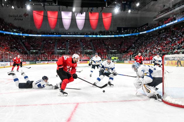 ZURICH, SWITZERLAND MAY 31 Roman Josi of Switzerland tries to score against goalkeeper Justus Annunen of Finland during the 2026 IIHF Ice Hockey World Championship Switzerland Gold Medal game between Switzerland and Finland at Swiss Life Arena on May 31, 2026 in Zurich, Zurich Zurich Swiss Life Arena Zurich Switzerland Copyright: xJustPictures.ch AndreaxBrancax jp-en-EuSpIm-JP7_ANB_SuiFin_31052026_9859