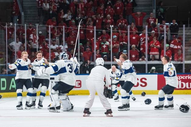 ZURICH, ZURICH - MAY 31: Finland players celebrate after Konsta Helenius scored during the Gold Medal Game between Switzerland and Finland of the 2026 IIHF World Championship, WM, Weltmeisterschaft at Swiss Life Arena on May 31, 2026 in Zurich, Zurich, Switzerland. Copyright: xLivioxBaeriswylx xSPPx Sportspressphoto_SPR158227