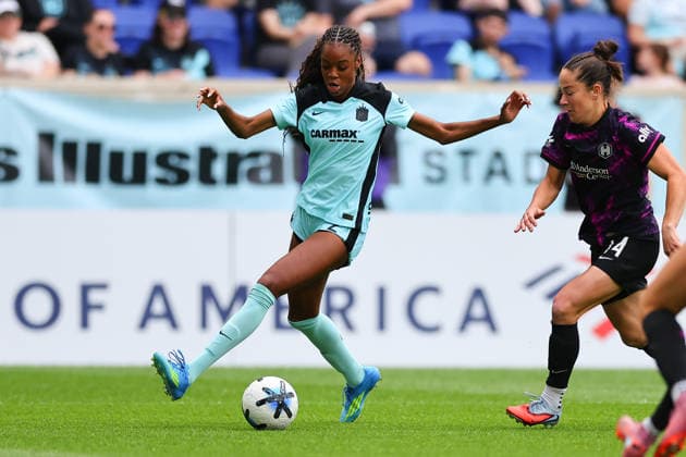HARRISON, NJ - MAY 31: Jordynn Dudley 2 of the Gotham FC controls the ball during the second half of the NWSL game against the Houston Dash on May 31, 2026 at Sports Illustrated Stadium in Harrison, New Jersey. (Photo by Rich Graessle Icon Sportswire) SOCCER: MAY 31 NWSL Gotham FC vs Houston Dash EDITORIAL USE ONLY Icon26053126310