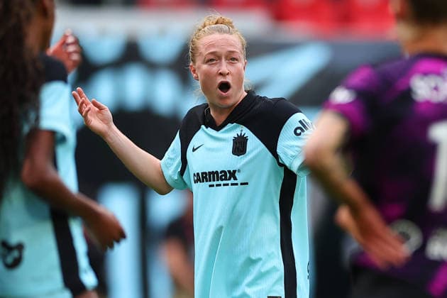 HARRISON, NJ - MAY 31: Emily Sonnett 6 of the Gotham FC during the second half of the NWSL game against the Houston Dash on May 31, 2026 at Sports Illustrated Stadium in Harrison, New Jersey. (Photo by Rich Graessle Icon Sportswire) SOCCER: MAY 31 NWSL Gotham FC vs Houston Dash EDITORIAL USE ONLY Icon26053126318