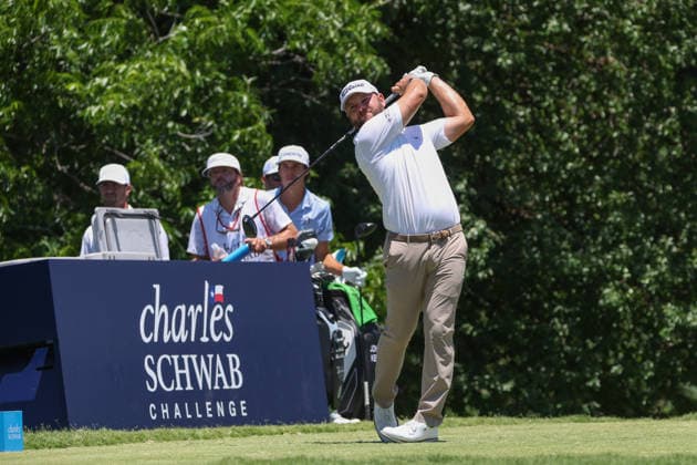 FORT WORTH, TX - MAY 31: Jordan Smith (ENG) hits from the 12th tee during the final round of the Charles Schwab Challenge on May 31, 2026 at Colonial Country Club in Fort Worth, TX. (Photo by George Walker Icon Sportswire) GOLF: MAY 31 PGA, Golf Herren Charles Schwab Challenge EDITORIAL USE ONLY Icon26053117