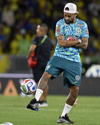 RIO DE JANEIRO, BRAZIL - MAY 31: Neymar of Brazil controls the ball during warm up prior to the International Friendly, Länderspiel, Nationalmannschaft match between Brazil and Panama at Maracana Stadium on May 31, 2026 in Rio de Janeiro, Brazil (Photo by Andre Ricardo Sports Press Photo SPP) Copyright: xSportsxPressxPhotox Sportspressphoto_SPR158613