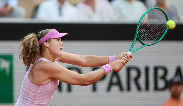 (260601) -- PARIS, June 1, 2026 -- Mirra Andreeva hits a return during the women s singles 4th round match between Mirra Andreeva of Russia and Jil Teichmann of Switzerland at the French Open tennis tournament at Roland Garros, Paris, France, May 31, 2026. ) (SP)FRANCE-PARIS-TENNIS-FRENCH OPEN-WOMEN S SINGLES-4TH ROUND WuxHuiwo 
