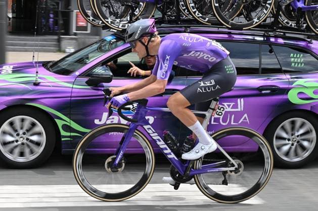 Tour de Wallonie 2026 Stage 1 LOBBES, BELGIUM - JUNE 01 : Foldager Anders (DEN) of Team Jayco AlUla at the team car during stage 1 of the 47th edition of Ethias Tour de Wallonie an UCI ProSeries 2.Pro cycling road race stage for Men Elite of 180.7 km with start in Manage and finish in Lobbes on June 1, 2026 in Lobbes, Belgium, 01 06 2026 ( Motordriver Pieter Van Herzele - Lobbes Belgium  Copyright: xVincentxKalutx