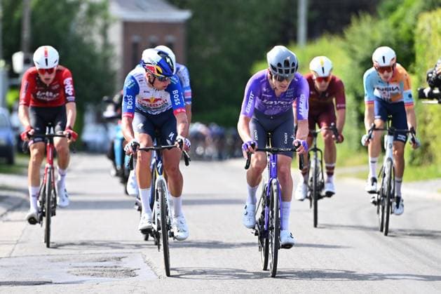 Tour de Wallonie 2026 Stage 1 LOBBES, BELGIUM - JUNE 01 : Pithie Laurence (NZL) of Red Bull BORA Hansgrohe and Foldager Anders (DEN) of Team Jayco AlUla attacking during stage 1 of the 47th edition of Ethias Tour de Wallonie an UCI ProSeries 2.Pro cycling road race stage for Men Elite of 180.7 km with start in Manage and finish in Lobbes on June 1, 2026 in Lobbes, Belgium, 01 06 2026 ( Motordriver Pieter Van Herzele - Lobbes Belgium  Copyright: xVincentxKalutx