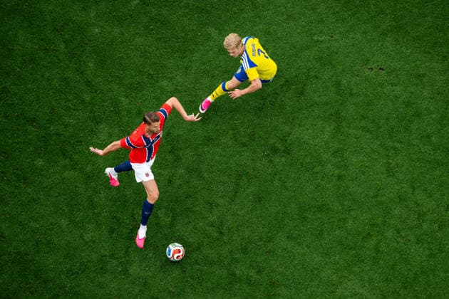 260601 Kristoffer Ajer of Norway and Lucas Bergvall of Sweden during the international friendly football match between Norway and Sweden on June 1, 2026 in Oslo Photo Vegard Grott BILDBYRAN kod VG JM0820 bbeng fotboll football soccer fotball träningslandskamp privatlandskamp landskamp international friendly norge norway sverige sweden sverige a  Copyright: VEGARDxGRoTT BB260601VG040