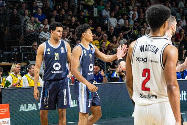 Jack Kayil Alba Berlin, 7 claps from 01 06 2026, Alba Berlin vs Bamberg Baskets, Basketball, BBL, Max Schmeling Halle, Berlin DFL regulations prohibit any use of photographs as image sequences and or quasi video Copyright: HMBxMedia xFinnxWeidmann