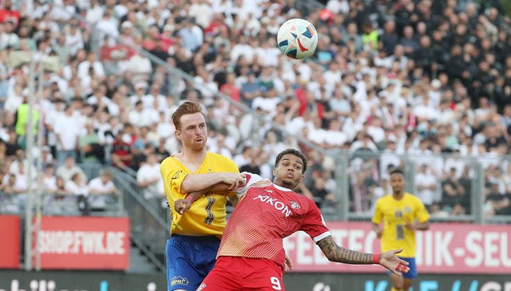 01 06 2026, xfsx, Men, Football, Season 2025 2026, Promotion games to 3 League, Play Offs FC Wuerzburger Kickers 1 FC Lokomtive Leipzig v li Lukas Wilton 1 FC Lokomotive Leipzig , Jermain Nischalke FC Wuerzburger Kickers Wuerzburg tectake ARENA Bayern Germany